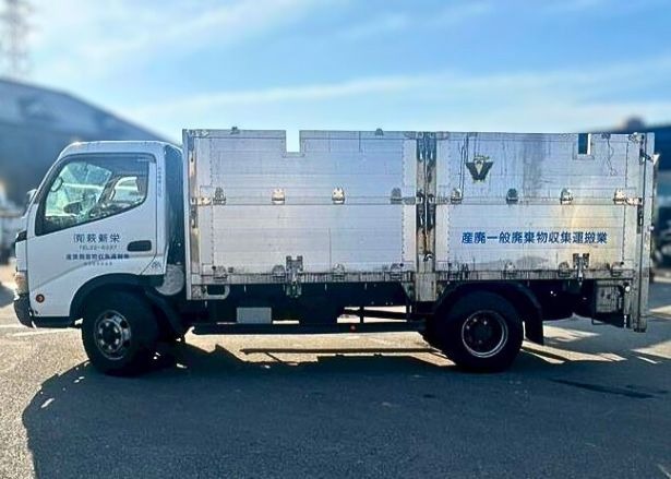 4 t 車（ゲート付きロング）